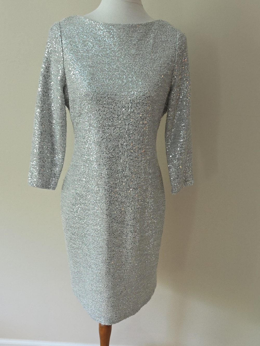 Julia Jordan Ellie Silver Sequin Sheath Dress - Brand New